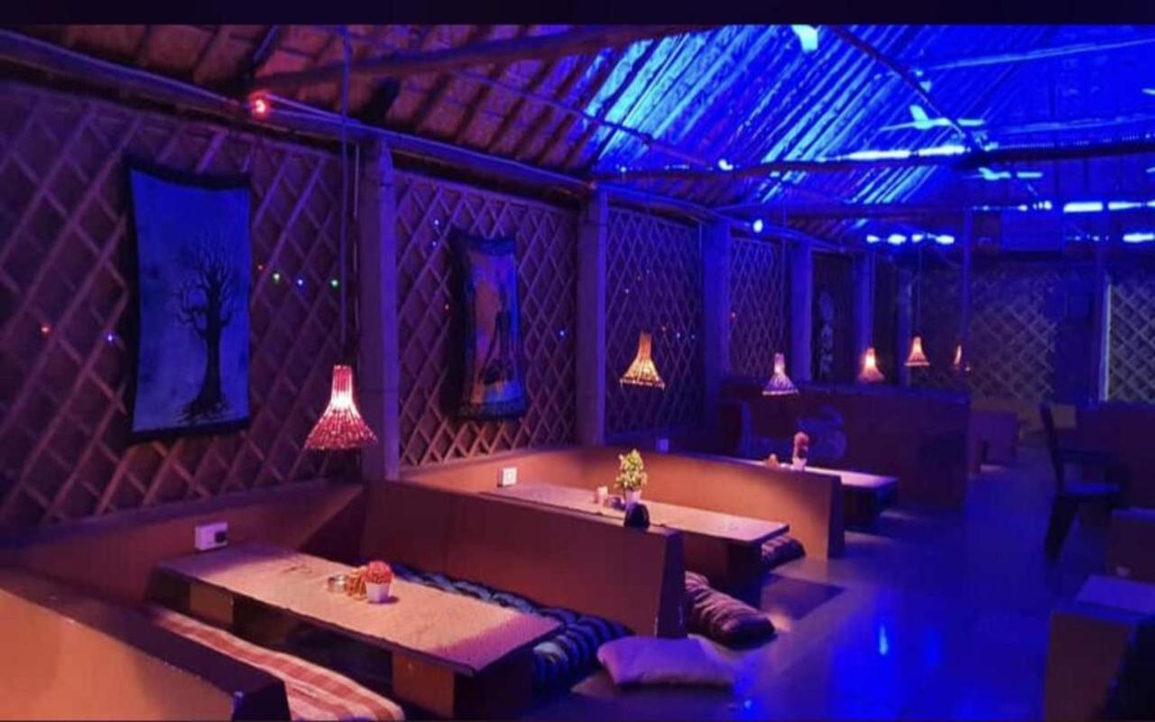 Hotel Megha Resort Hampi Exterior foto