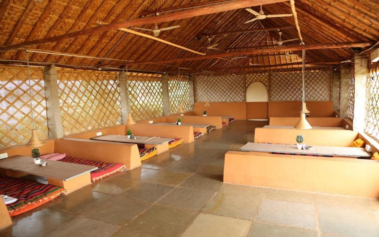 Hotel Megha Resort Hampi Exterior foto